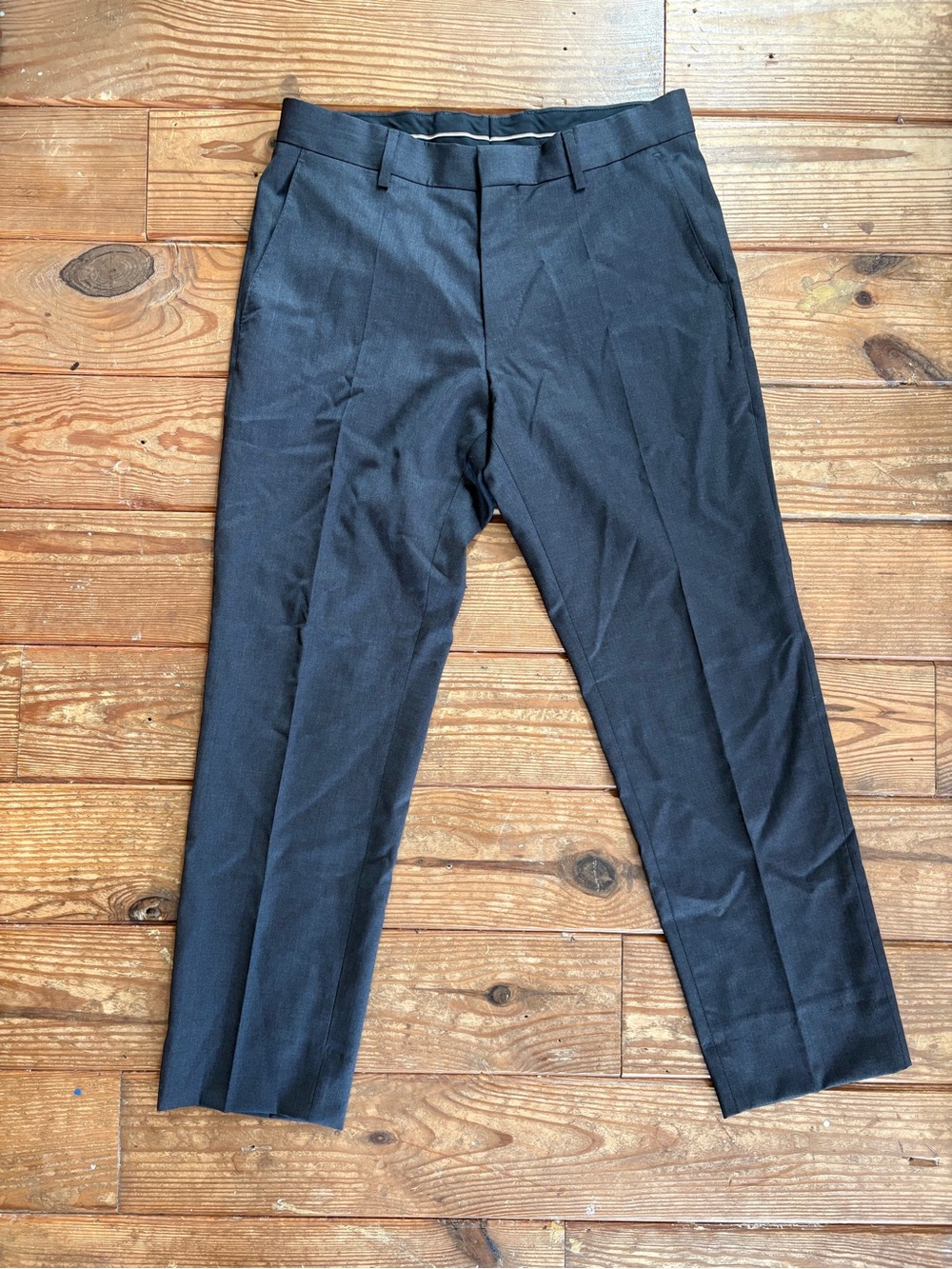 BOSS Hugo Boss 100% Virgin Wool Flat Front Dress Pants Men’s Charcoal